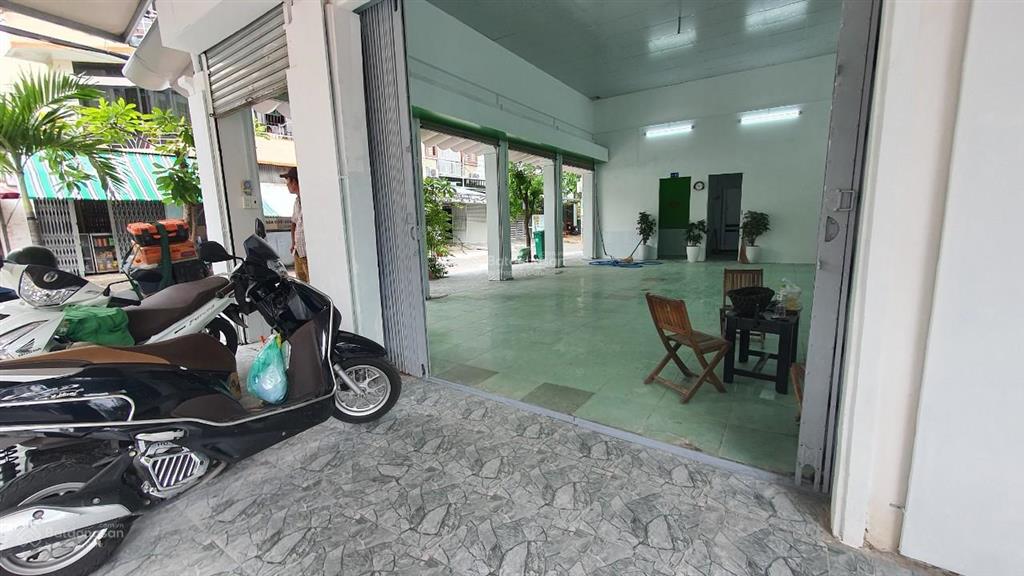 Thanh lý 980tr căn gốc (9x17) đường trịnh quang nghị ngay chợ phú lạc đang thuê 18tr/tháng