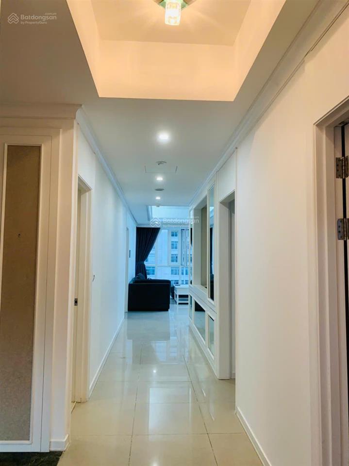Cho thuê căn hộ imperia 3pn, 131m2, nhà đẹp nội thất cơ bản giá 25tr