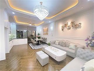 Bán nhà khu trần quang diệu, đống đa, oto tránh, vỉa hè rộng, mặt tiền vip 7.5m, 115m2, 36 tỷ.