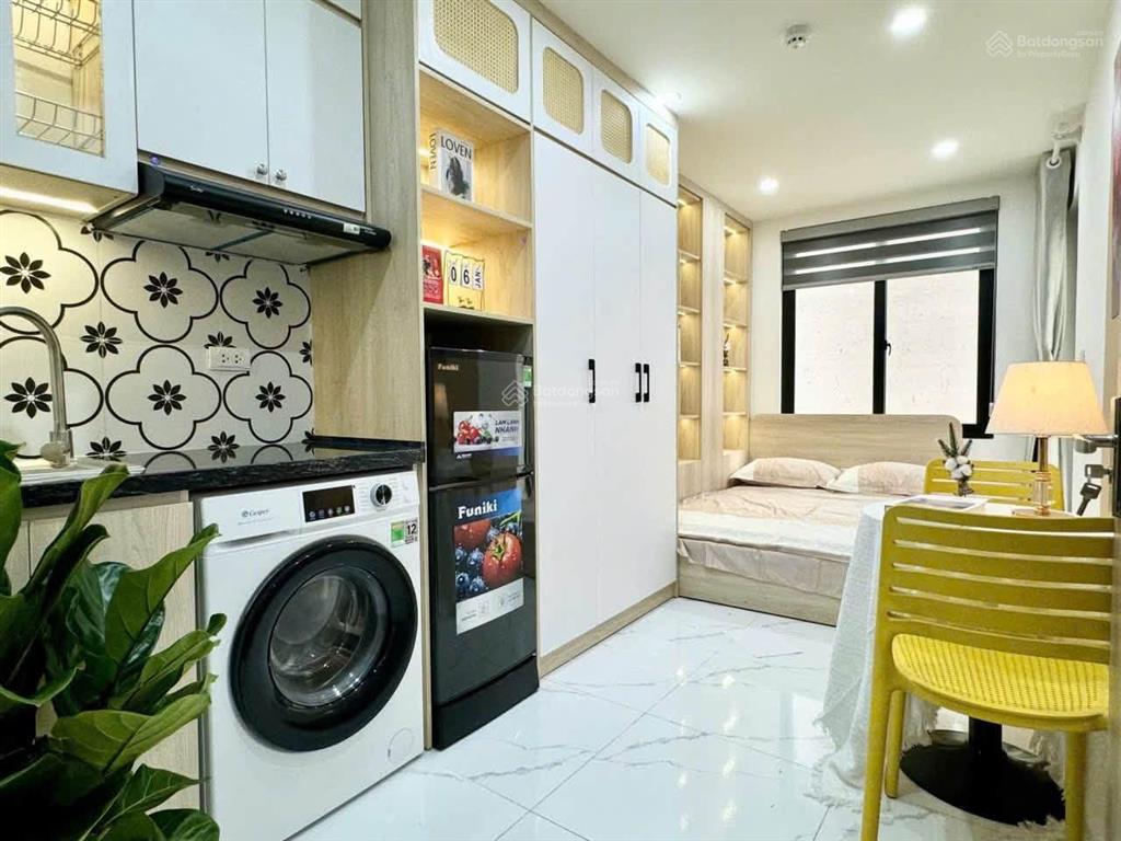 Giảm 1 tỷ! tòa ccmn cát linh 7t*17pkk*dt 7%/năm, lô góc 3 thoáng, 50m ra phố, full pccc/gpxp.