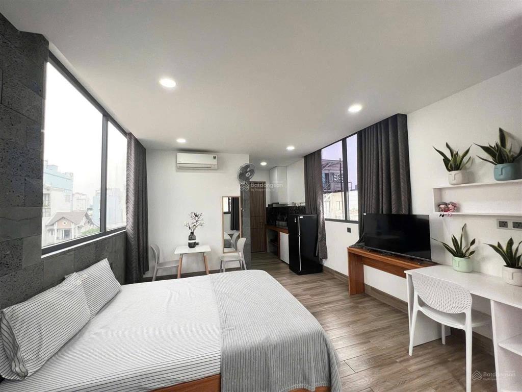 Cạnh vin giảng võ! tòa ccmn ngọc khánh, 70m2*7t*16pkk, 30m ra oto, mới hoàn thiện , đầy đủ pccc.