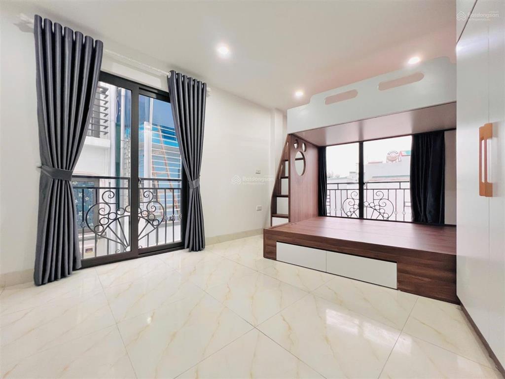 Cạnh đh ngoại thương! tòa ccmn chùa láng, 80m2*7t*16pkk, mặt ngõ kd, 2 thoáng, pccc/gpxd.