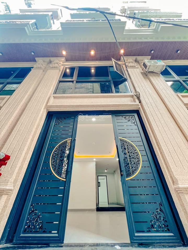 Bán gấp! tòa ccmn thịnh quang, 60m2*7t*11pkk, 50m oto thông, thoáng trước sau, mới tinh, pccc/gpxd