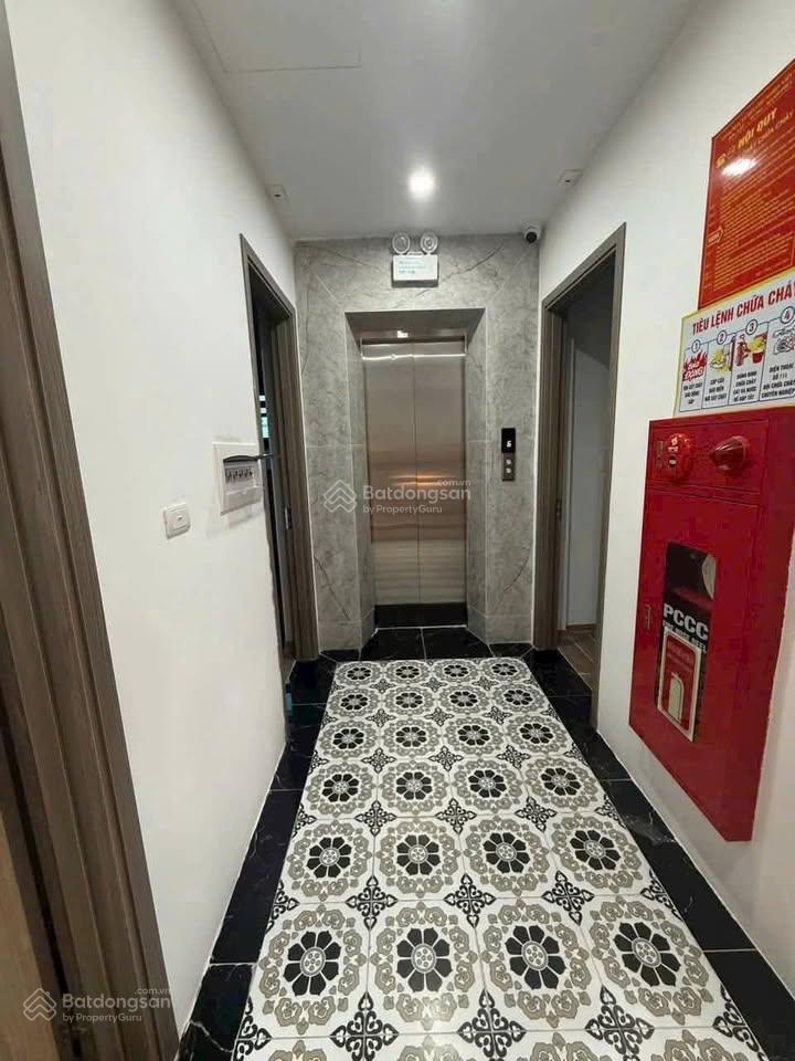 Ngay ngã tư sở! tòa dòng tiền đường láng, 62m2*7t*12pkk, ngõ thông, 2 thoáng, mới cứng, pccc/gpxd.