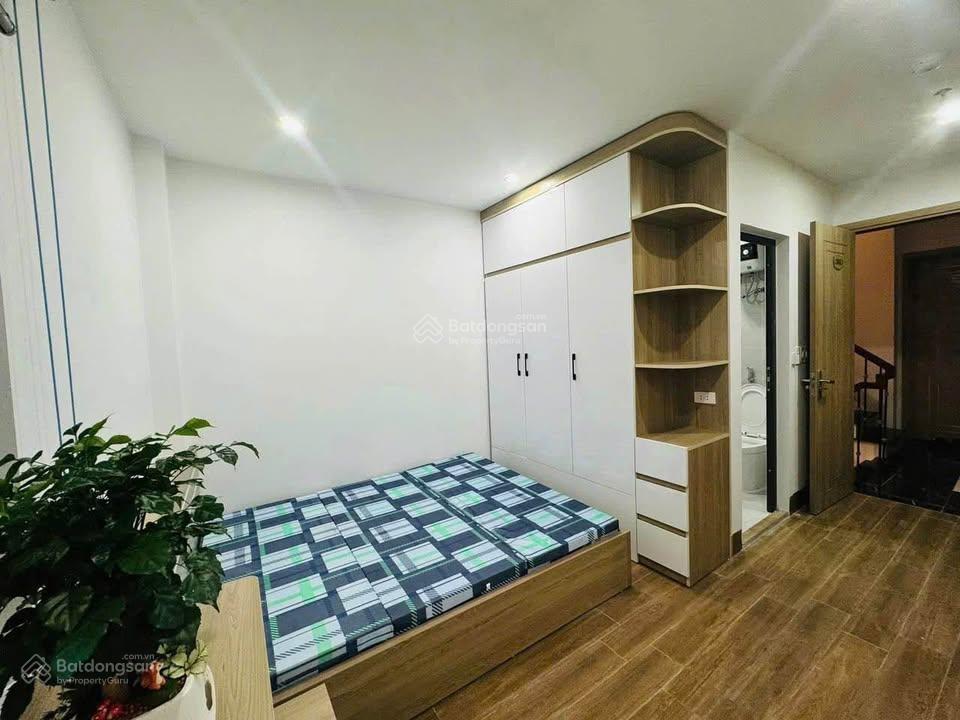 Ngay ngã tư sở! tòa dòng tiền đường láng, 62m2*7t*12pkk, ngõ thông, 2 thoáng, mới cứng, pccc/gpxd.