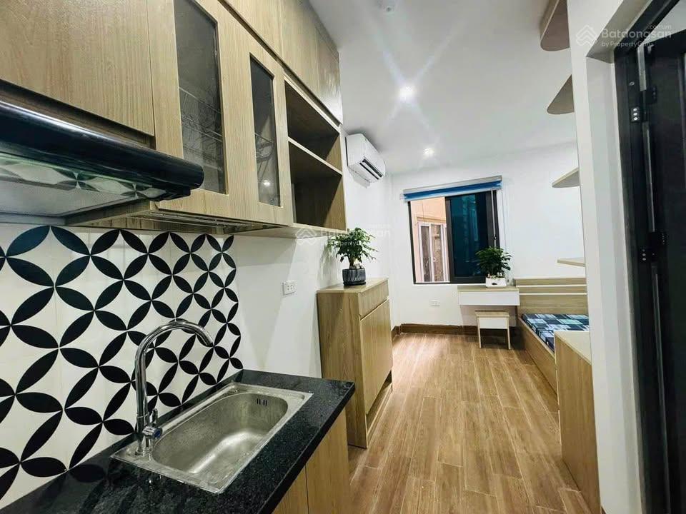Ngay ngã tư sở! tòa dòng tiền đường láng, 62m2*7t*12pkk, ngõ thông, 2 thoáng, mới cứng, pccc/gpxd.