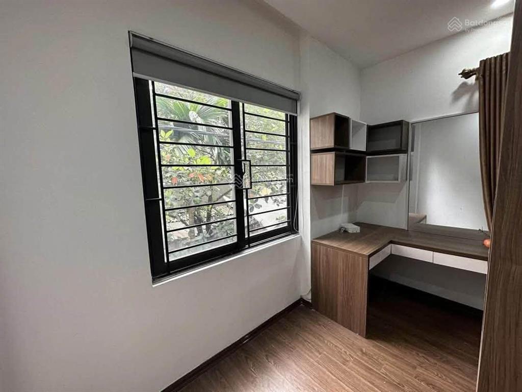 Gara ô tô! cho thuê nhà riêng phố nguyễn khang, ô tô vào nhà 50m2, 6t, làm vp, dạy học, kdol.