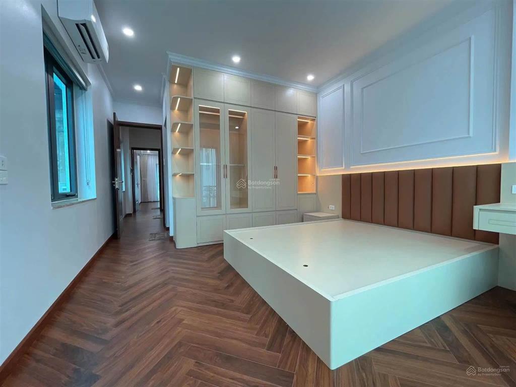 Gần đh gtvt! cho thuê nhà ngõ 68 cầu giấy, ô tô vào nhà, 65m2, 5t, làm vp, dạy học, kdol.