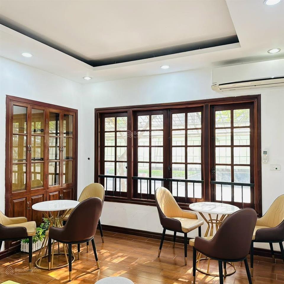 Lô góc! cho thuê nhà trung kính, 60m2, 5t, ô tô tránh, 60m2, 5t, setup vp sẵn.