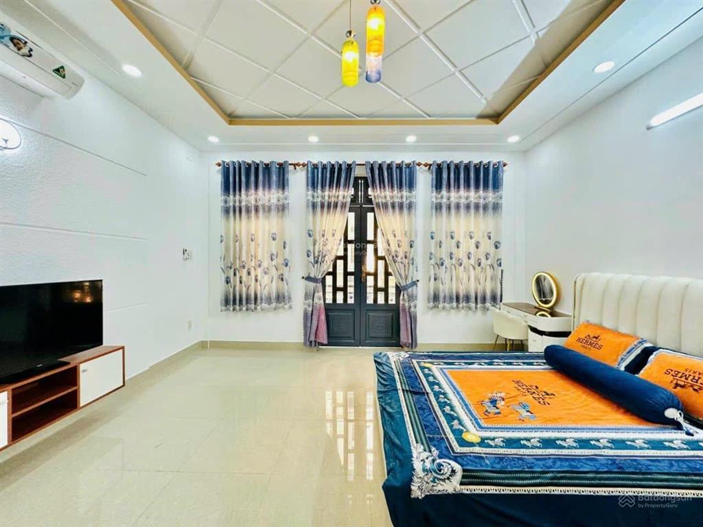 Oto tránh! cho thuê nhà nguyên căn ngõ 2 trung kính, 50m2, 6t, vừa ở vừa làm vp, spa, dạy học.