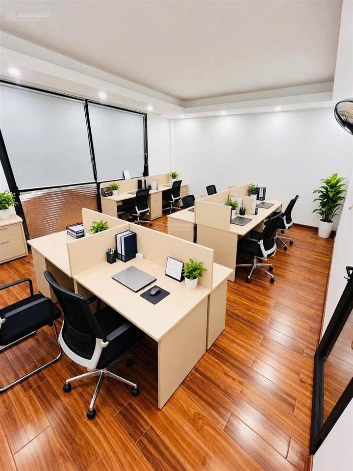 Oto tránh đỗ! cho thuê nhà trung kính, 60m2, 6t, làm vp, spa, showroom, studio, trung tâm tiếng anh