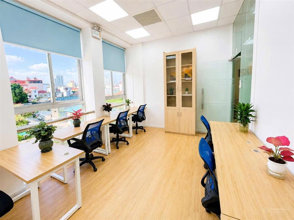 Thang máy! cho thuê nhà mạc thái tổ, thông sàn, mới, vỉa hè rộng, 58m2, 7t, làm vp, spa, thẩm mỹ.