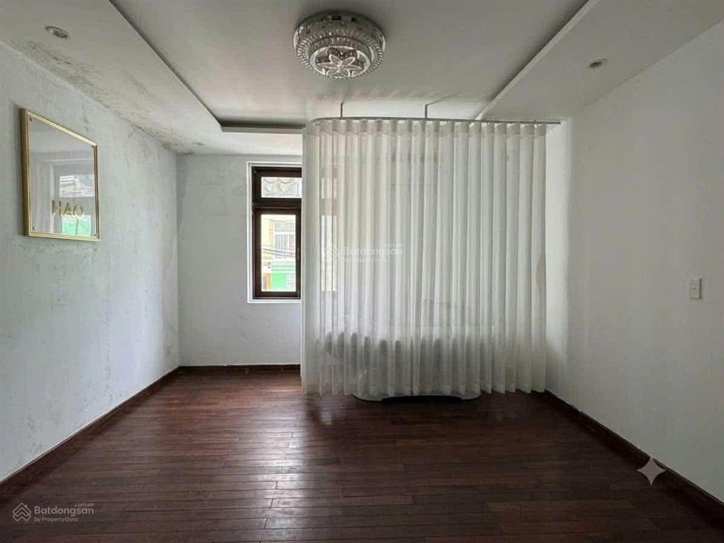 Mới tinh, full đồ ! cho thuê nhà mặt phố hoa bằng, 50m2, 5t, vừa ở vừa kinh doanh đa dạng.