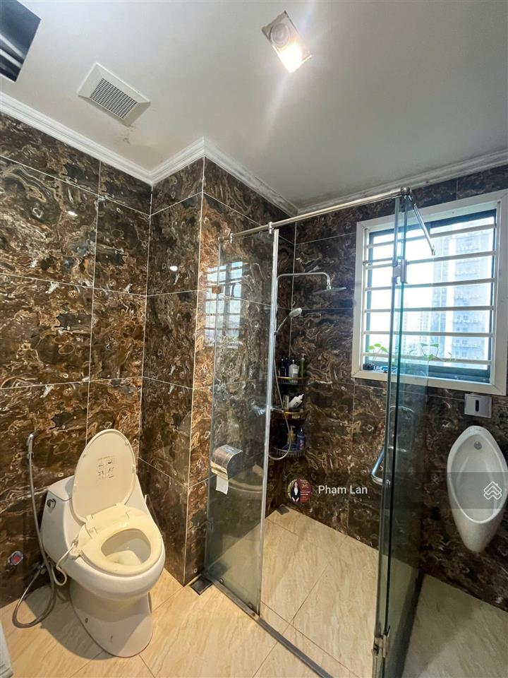 Chính chủ gửi bán căn hộ 3pn veam building  689 lạc long quân  140m2 căn góc đông nam  đông bắc