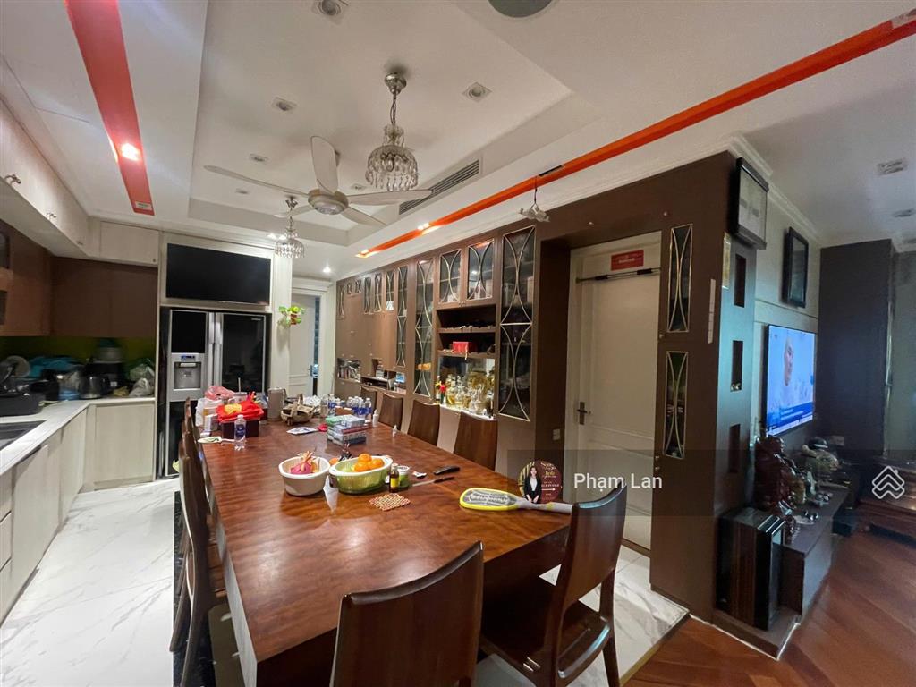 Chính chủ gửi bán căn hộ 3pn veam building  689 lạc long quân  140m2 căn góc đông nam  đông bắc