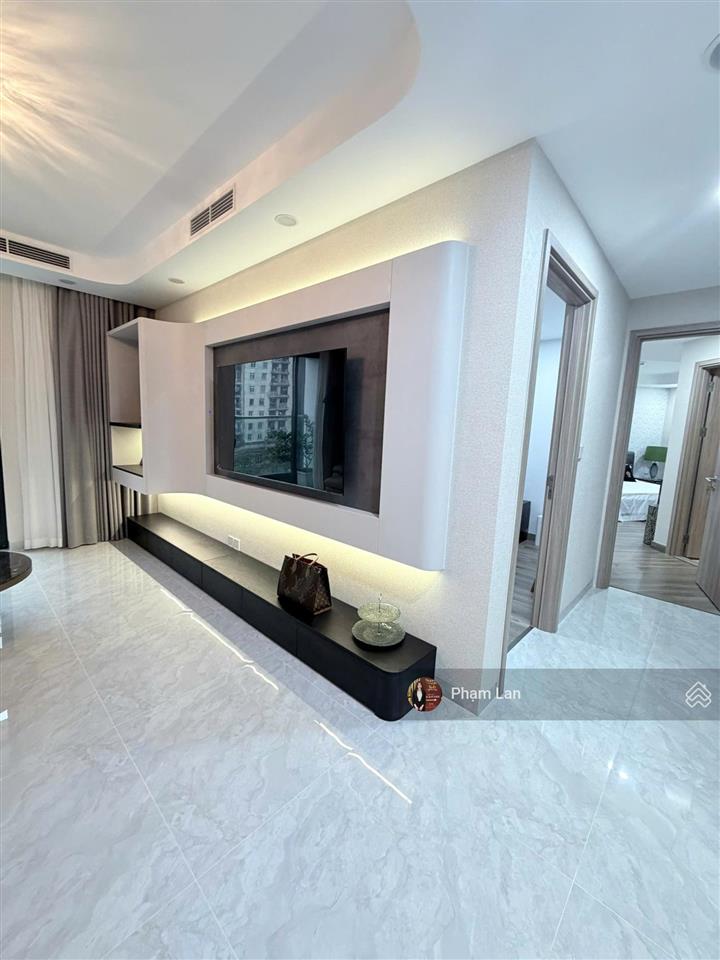 Bán căn hộ 2pn 95m² skyline west lake  full đồ đẹp  căn hộ mới bàn giao về ở ngay chỉ 130tr/m2