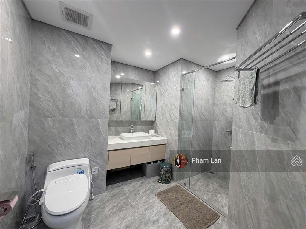 Bán căn hộ 2pn 95m² skyline west lake  full đồ đẹp  căn hộ mới bàn giao về ở ngay chỉ 130tr/m2