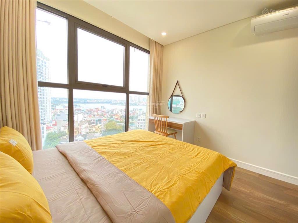 Thấp hơn thị trường 2 tỷ  3pn view hồ tây  ngắm pháo hoa từ chính căn hộ  12.8 tỷ bao phí