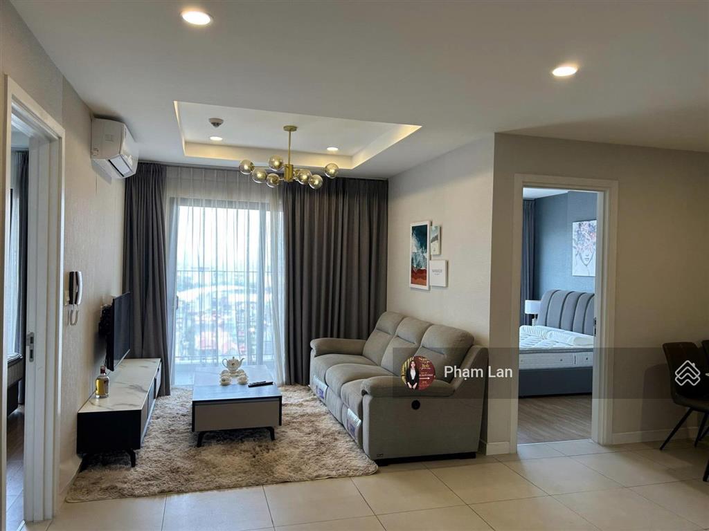 Bán nhanh 2pn  84m2 kosmo  view hồ tây giá 9.2 tỷ bao phí  full đồ sẵn sổ giao dịch ngay