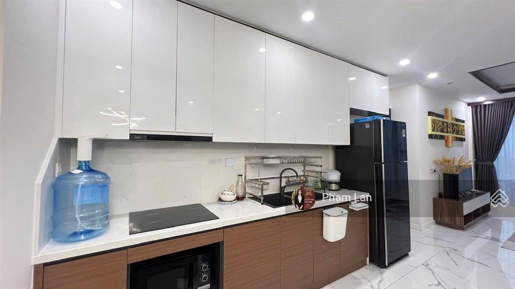 Căn hộ 1pn 58m2 full đồ sunshine city  view nội khu không tâm linh  sổ đỏ sẵn chỉ 5.8 tỷ bao phí