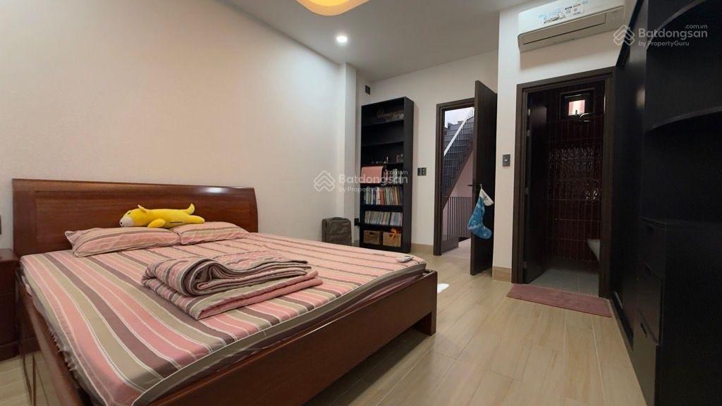 4 tầng đúc  lạc long quân tân bình  76m2 (4x19m) hẻm 8m  nhà thiết kế hiện đại có gara ô tô