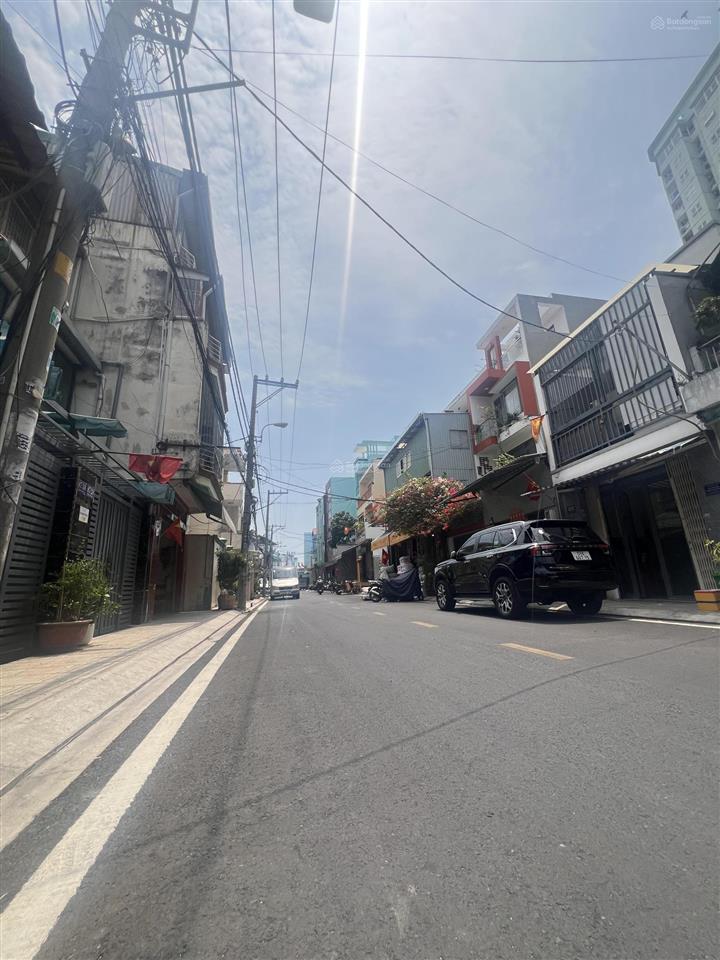 Bán nhà tô hiệu tân phú  4.5x18m (82m2)  đường 10m có vỉa hè  ngay đầm sen  hoà bình