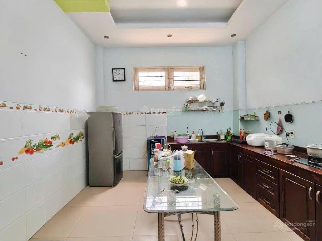 Bán nhà đô đốc long gần chợ tân hương tân phú  3 tầng (56m2)  hẻm xe hơi thông  đầy đủ tiện ích