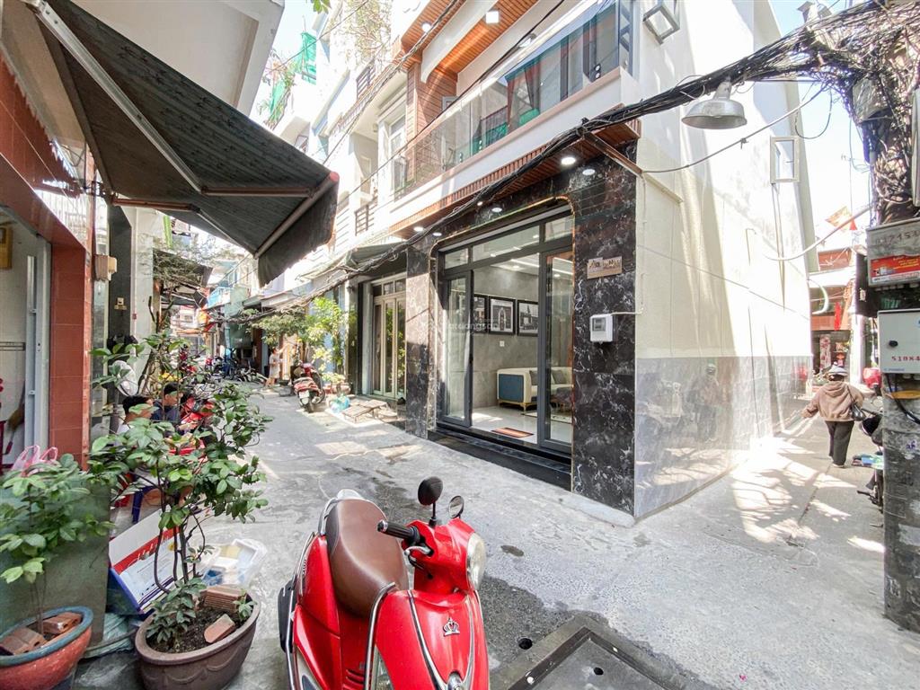 Nhà mới 100% ông ích khiêm ngay đầm sen căn góc không lộ giới 48m2( 4.1x12m) hẻm dân trí an ninh