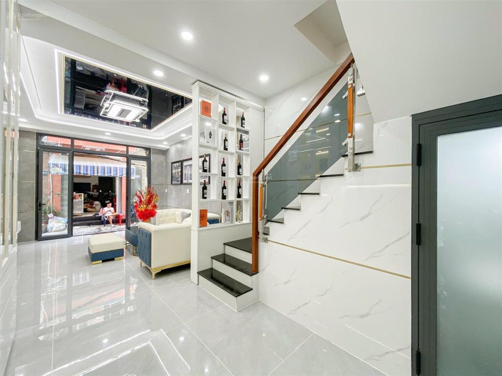 Nhà mới 100% ông ích khiêm ngay đầm sen căn góc không lộ giới 48m2( 4.1x12m) hẻm dân trí an ninh