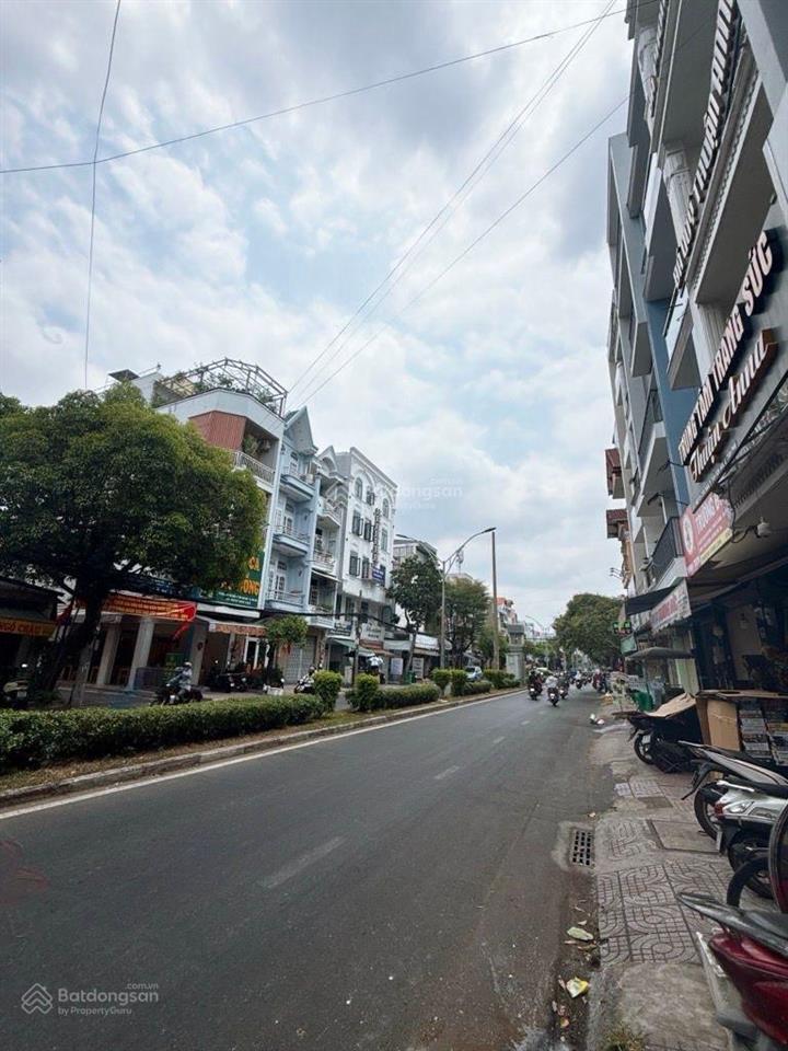 Mtkd nguyễn cửu đàm ngay tân sơn nhì 4 tầng đúc 48m2  đường 20m khu vực kinh doanh đỉnh