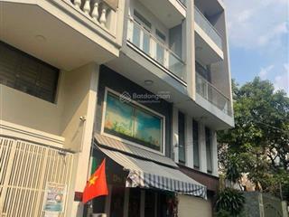 Mtkd ngay hoàng văn thụ , lê văn sỹ  5 tầng đúc 54m2  trung tâm quận tân bình đầy đủ tiện ích