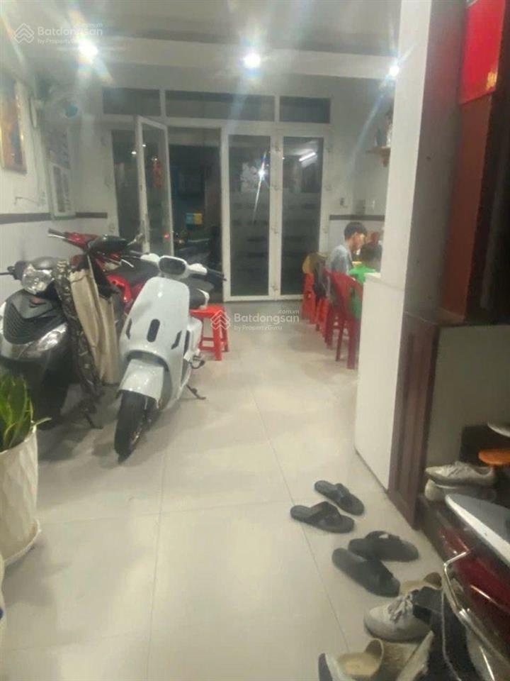 Mtkd ngay hoàng văn thụ , lê văn sỹ  5 tầng đúc 54m2  trung tâm quận tân bình đầy đủ tiện ích