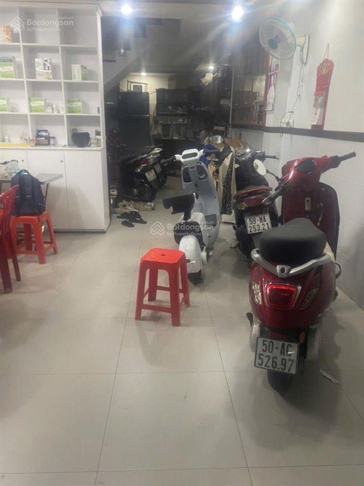 Mtkd ngay hoàng văn thụ , lê văn sỹ  5 tầng đúc 54m2  trung tâm quận tân bình đầy đủ tiện ích
