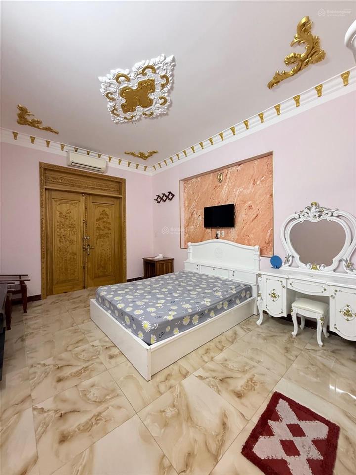 Bán nhà ngay hòa bình đầm sen tân phú  4 tầng 70m2(4x17m)  hẻm xe hơi 8m  khu dân trí an ninh