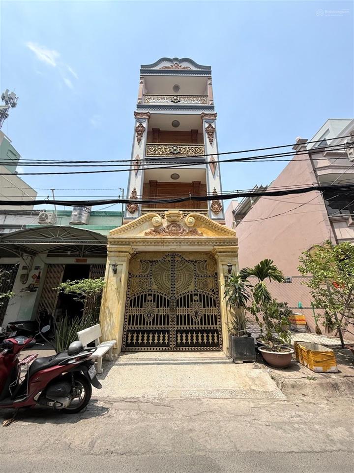 Bán nhà ngay hòa bình đầm sen tân phú  4 tầng 70m2(4x17m)  hẻm xe hơi 8m  khu dân trí an ninh