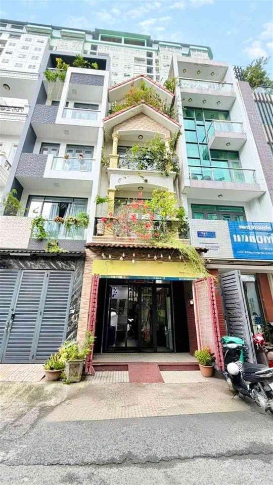 Mtnb ngay tô hiệu tân phú gần đầm sen hoà bình  5 tầng khu phân lô đỗi diện công viên  60m2