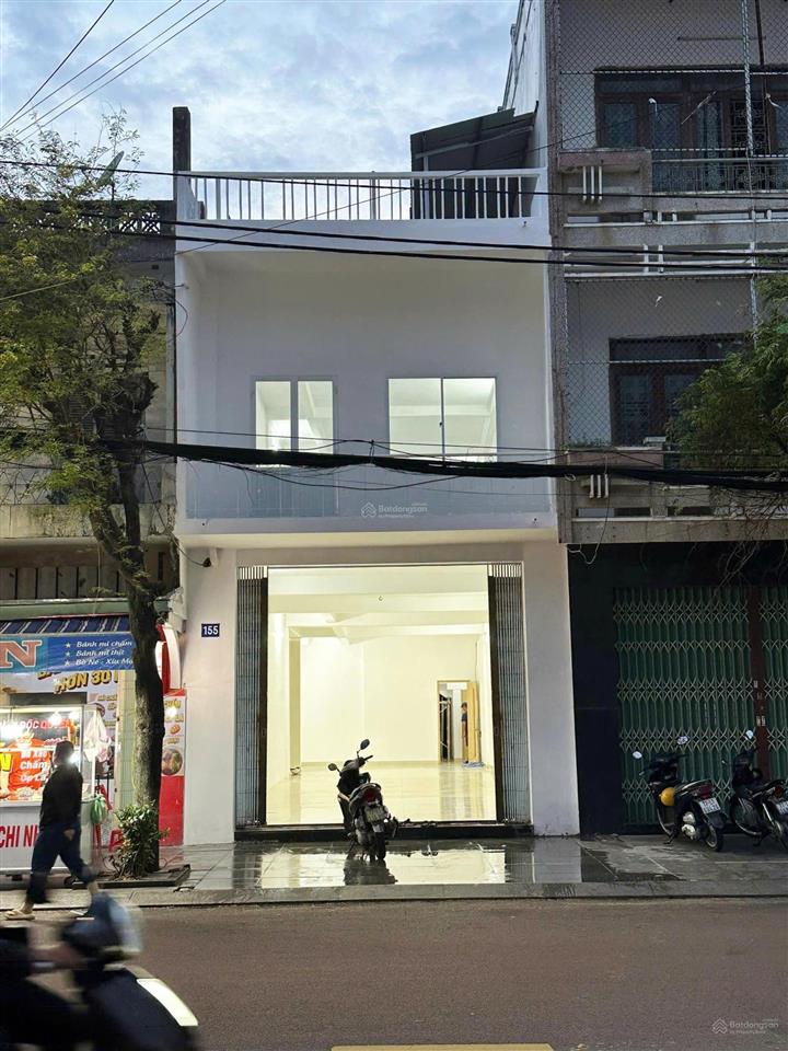Bán nhà 2 mặt tiền trước  sau, trung tâm quy nhơn