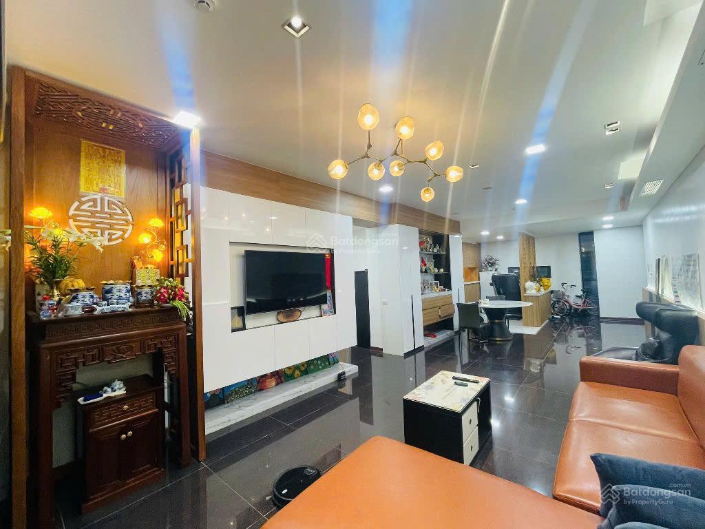 Bán ch đẹp tại dolphin plaza dt 164 m2 tk 3n3vs view bể bơi có slot oto  0368 562 ***