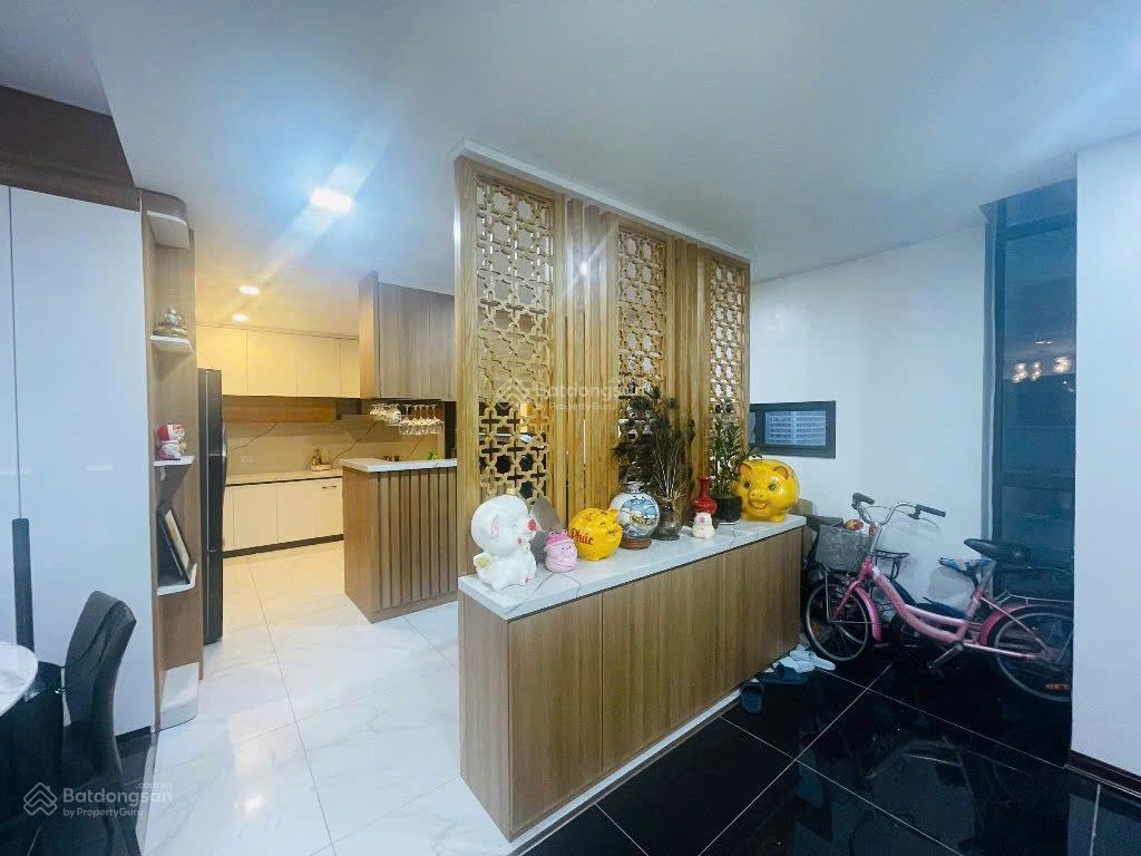 Bán ch đẹp tại dolphin plaza dt 164 m2 tk 3n3vs view bể bơi có slot oto  0368 562 ***