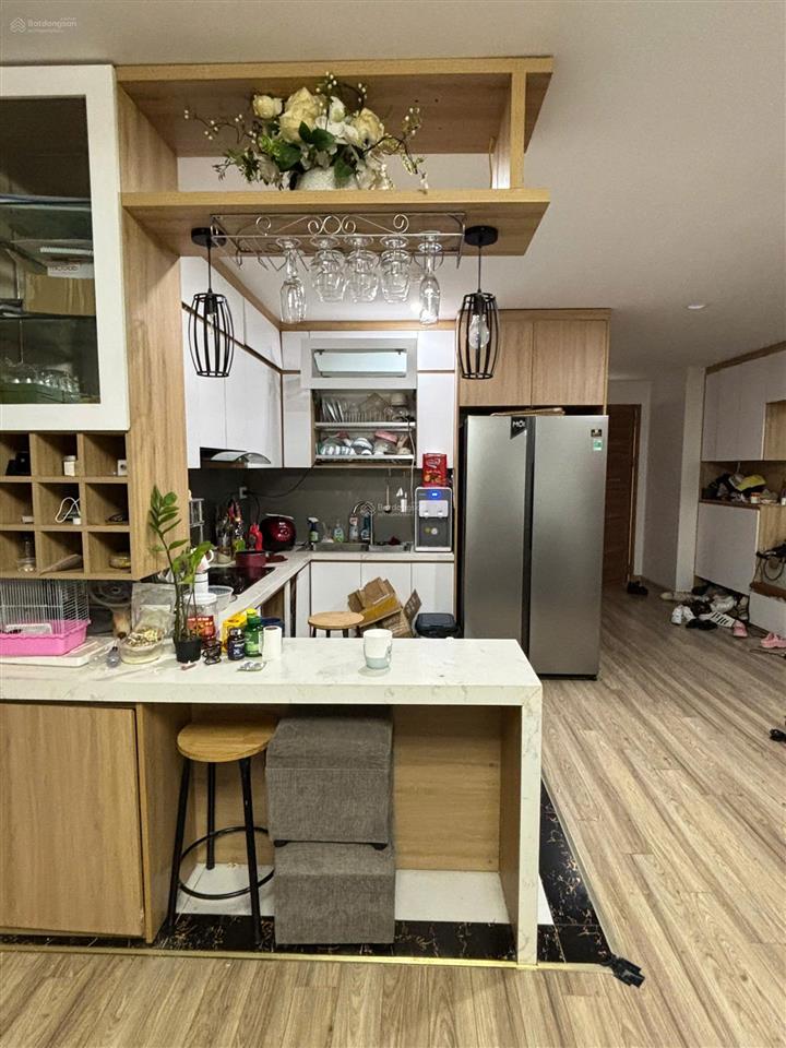 Bán căn 2n 69m2 full nội thất giá tốt nhất thị trường giá 6,3 tỷ có thương lượng  0368 562 ***