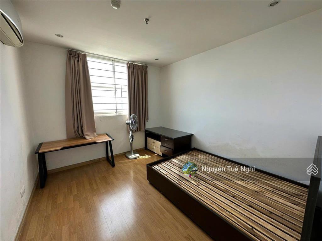 Cần bán cc khánh hội 2, quận 4, dt 80m2, 2pn 2wc giá 1ty790