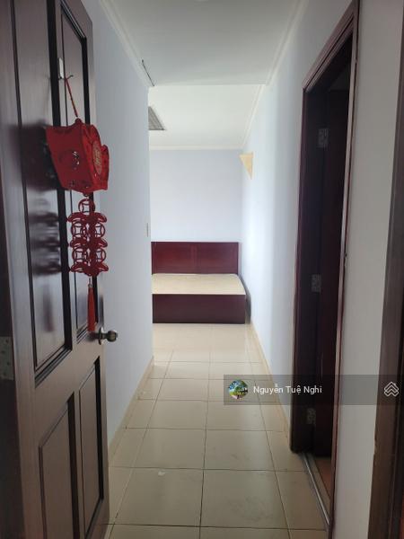 Bán cc tại screc tower, quận 3, dt 77m2, 2pn, 2wc giá 1ty670 (ưt nữ giảm 50tr)