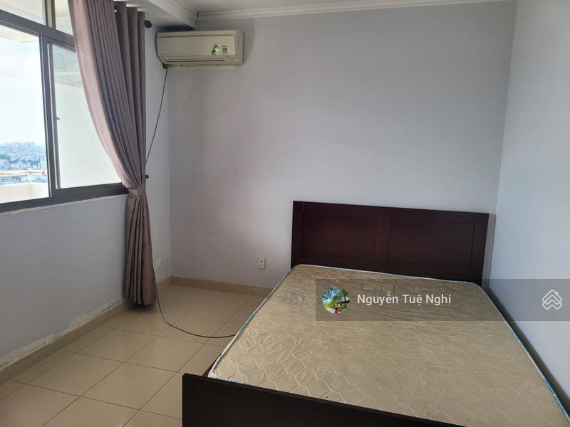 Bán cc tại screc tower, quận 3, dt 77m2, 2pn, 2wc giá 1ty670 (ưt nữ giảm 50tr)