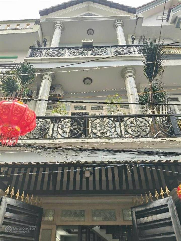 Bán nhà hiệp thành q12  hẻm 6m xe tải  3 tầng  khu dân trí cao  5.58 tỷ