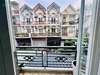 Ô tô ngủ trong nhà nhà mới 3 tầng, btct  ngang lớn giá nhỉnh 6 tỷ