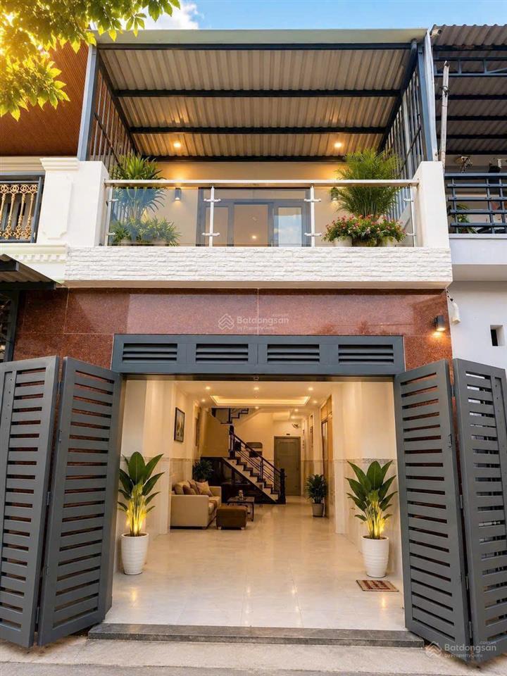 Giảm 300 triệu! bán nhà mặt tiền lâm thị hố, 2 lầu, 80m², kinh doanh tốt, chỉ 6,3 tỷ