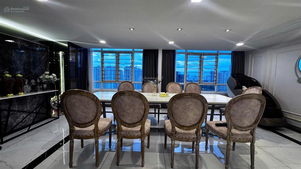 Biệt thự trên không, duplex phú hoàng anh, 5 phòng ngủ, view đẹp giá 15 tỷ