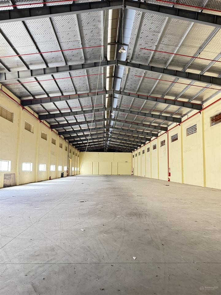 Cho thuê nhà máy độc lập tại cụm cn thường tín  hà nội. dt kho xưởng 5000m2