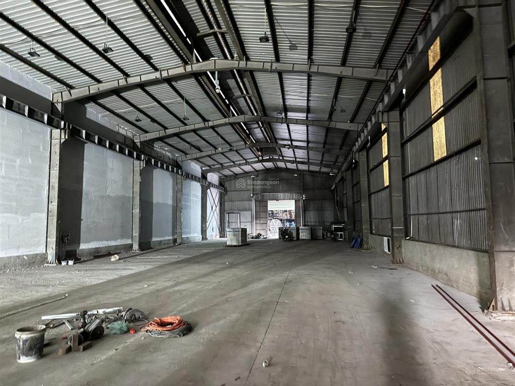 Cho thuê kho xưởng tại cụm cn đan phượng, cầu phùng, diện tích 1100 m2