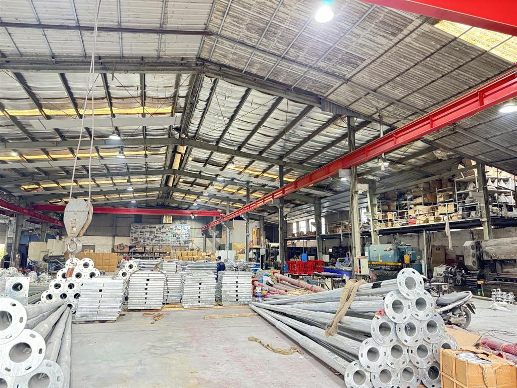 Cho thuê nhà máy độc lập tại kcn thạch thất  quốc oai
